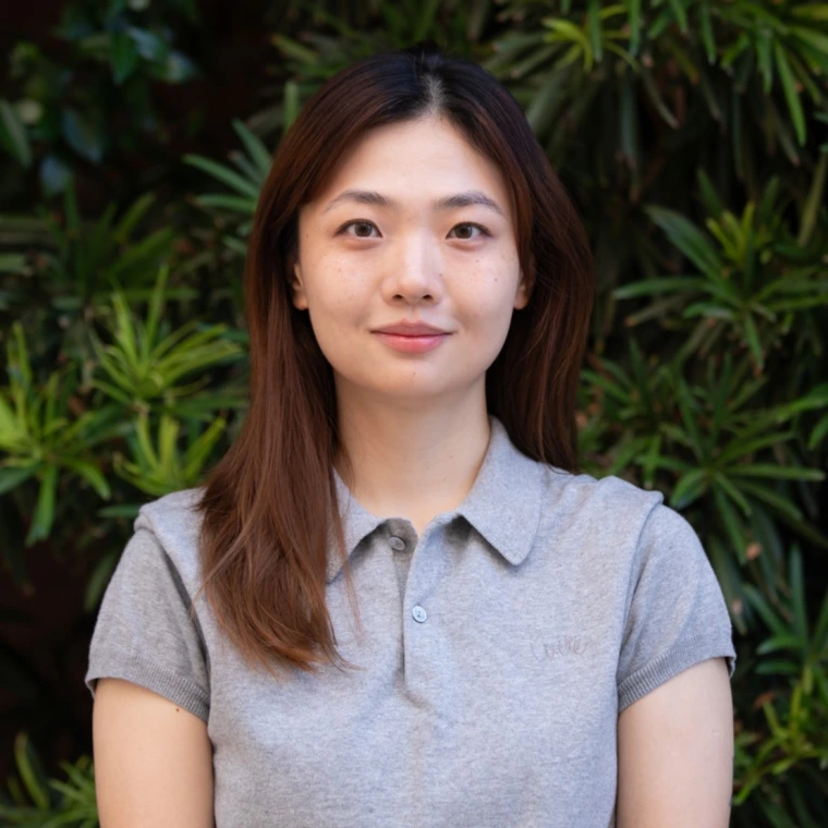 Yunmeng Deng Headshot